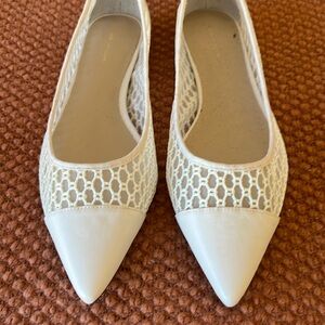 Ann Taylor flats. Crochet style over mesh. size 8